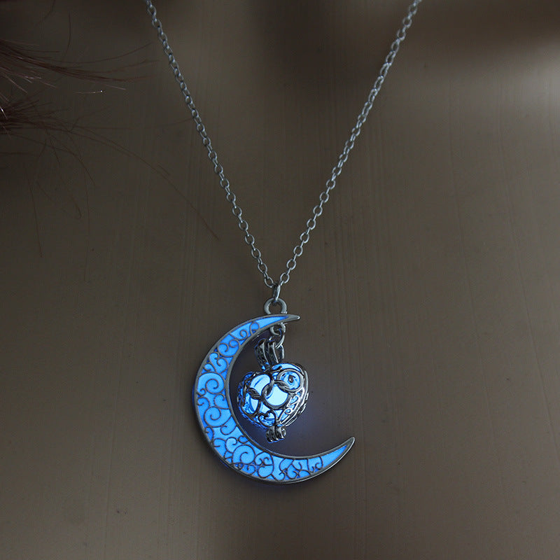 Glowing Pendant Necklace - RB.