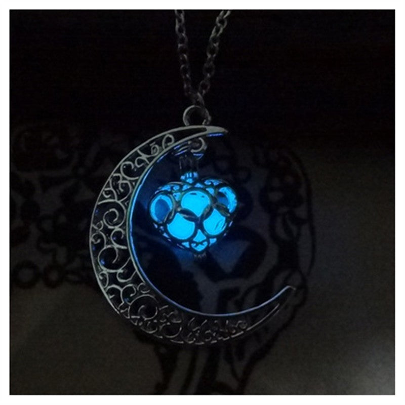 Glowing Pendant Necklace - RB.